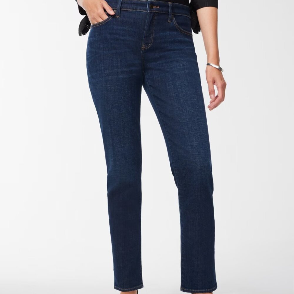 Chico's So Slimming Girlfriend Straight Leg Jeans, Chico's size 00, Like New